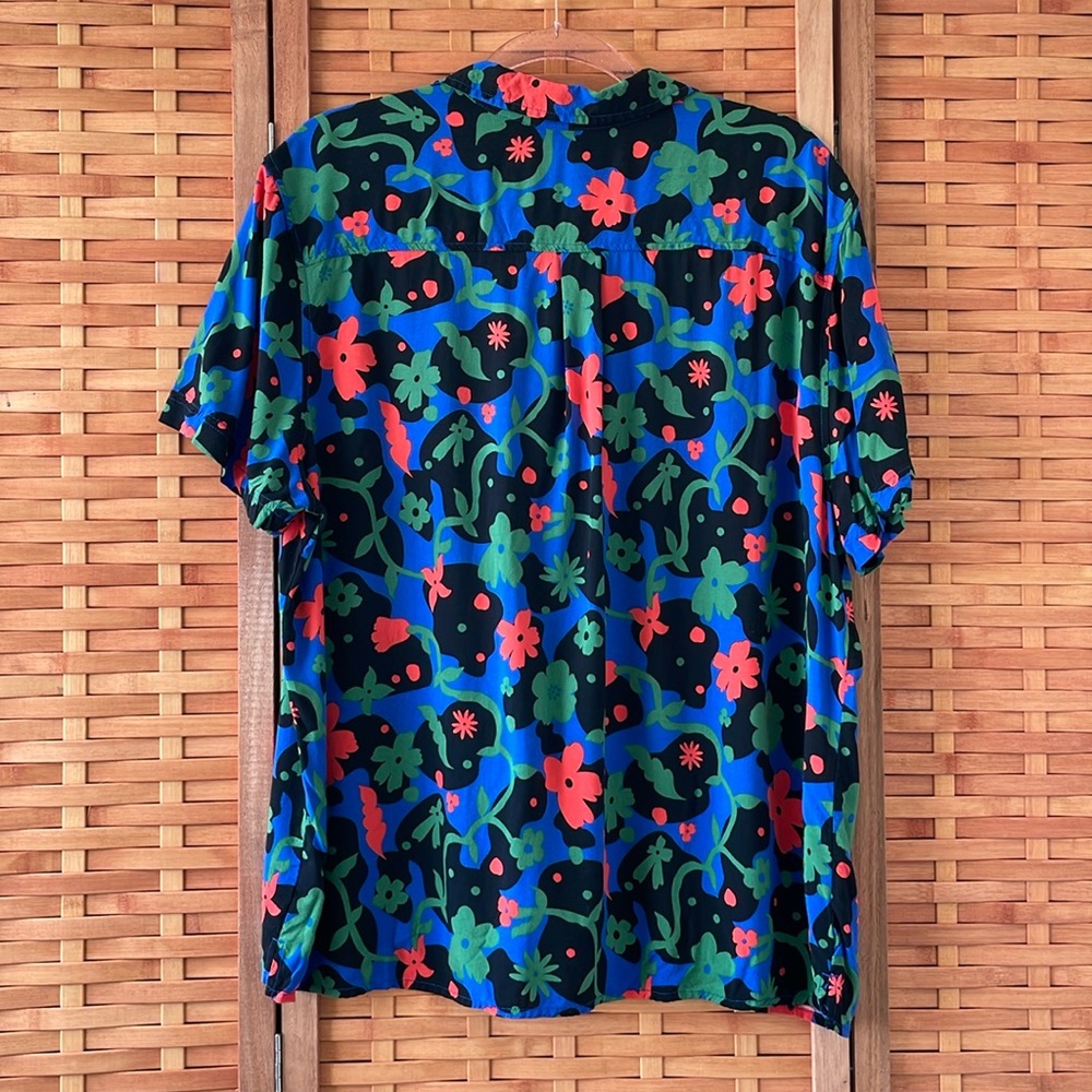 Target Floral Button Down - Picture 5 of 5